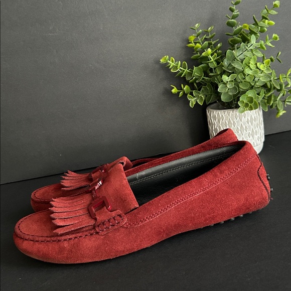 Tod’s Red Suede Loafers with Fringe Detail - Picture 5 of 15